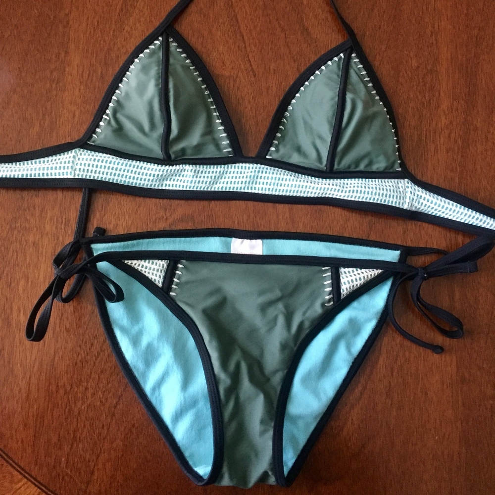 Xhilaration 2 Piece Swimsuit Size M